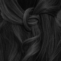 Pflanzenhaarfarbe Schwarz: Graue Haare natürlich färben
