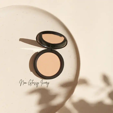 Organic Powder - Mattifying, Vegan + Chemical-Free Make-up for Every Skin Type
